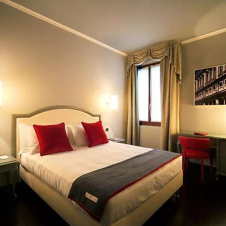 Rosso23 - Wtb Hotel Florencja