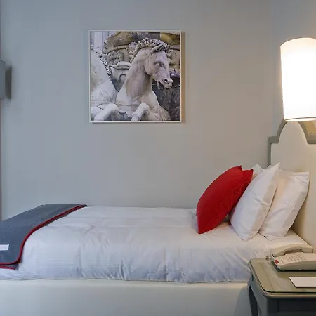 Hotel Rosso23 - Wtb 4*