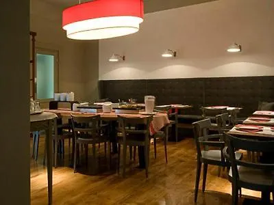 Rosso23 - Wtb 酒店